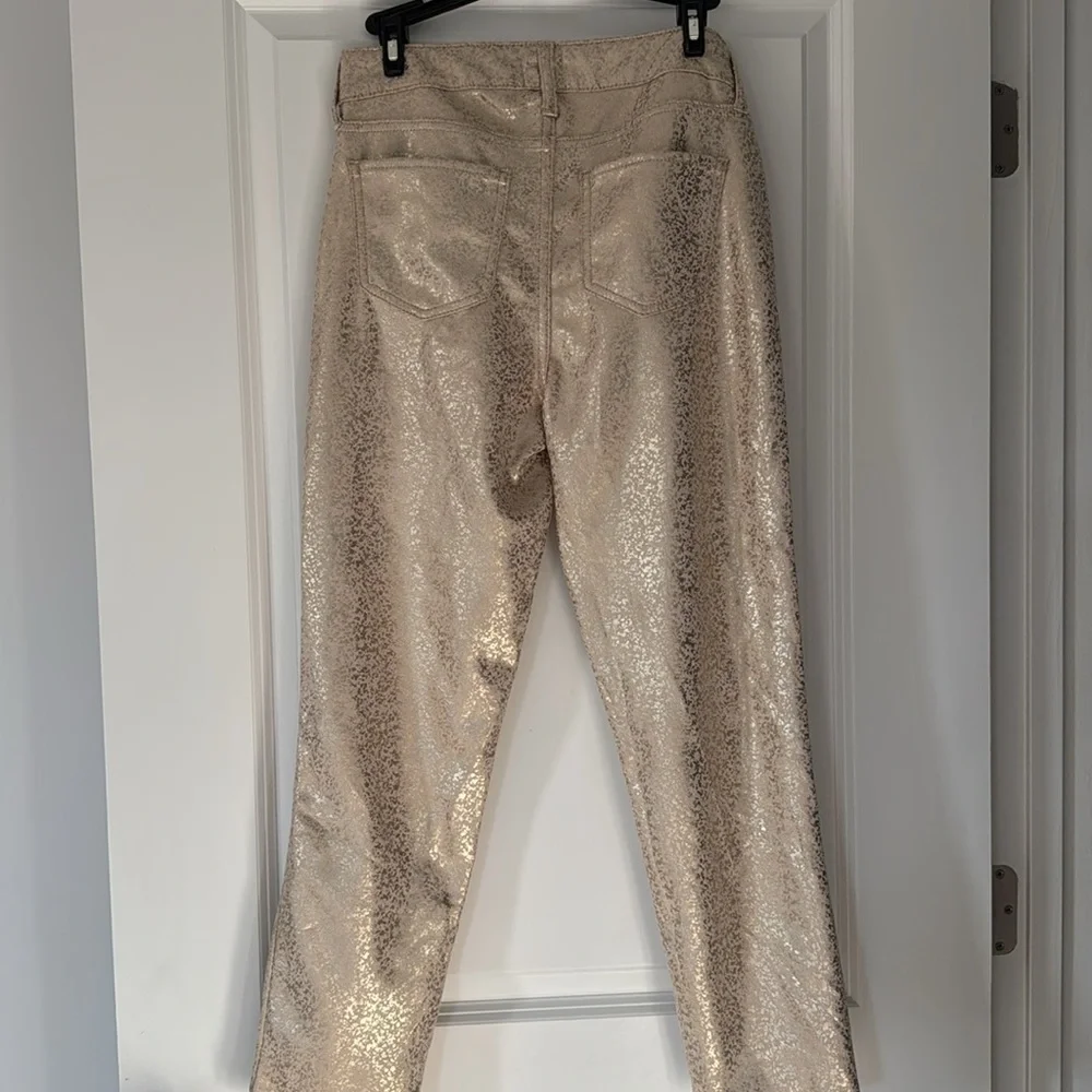 NWT Time And Tru women’s Metallic Printed Mid-Rise Slim Fit Pant. Size 4. Gold. - Picture 6 of 6